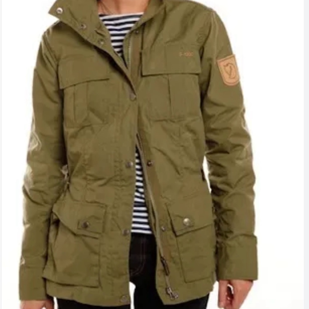Fjallraven women military jacket size M excellent condition Like new